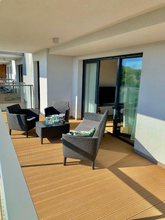 Apartament Gardenia Delux Dziwnow Exterior photo